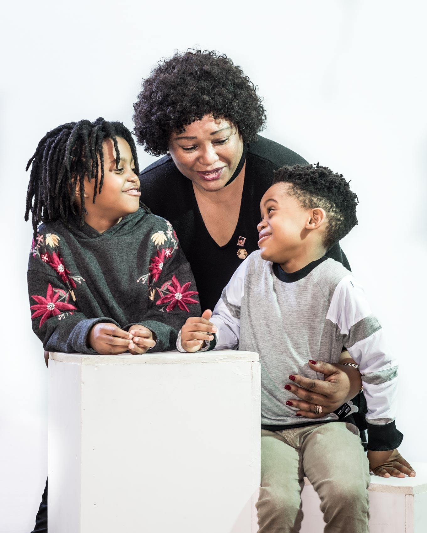 The Mandela Family, Zinzi with her grandchildren, Edinburgh Book festival Portraits